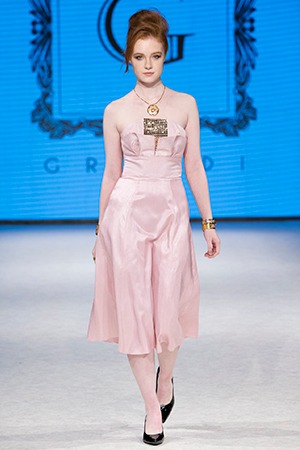 GRANDI runway pink gold strapless dress
